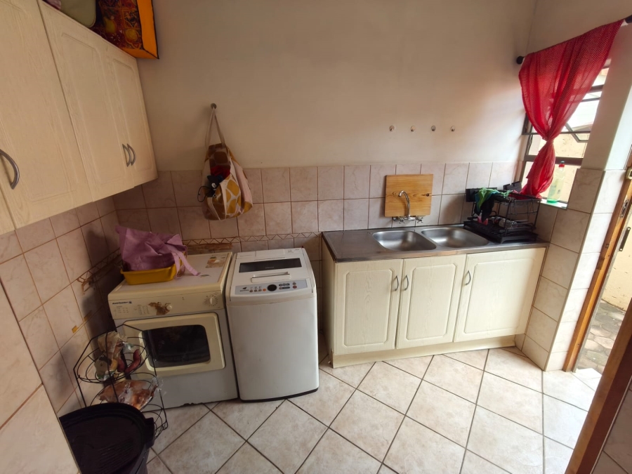 3 Bedroom Property for Sale in Safari Gardens North West
